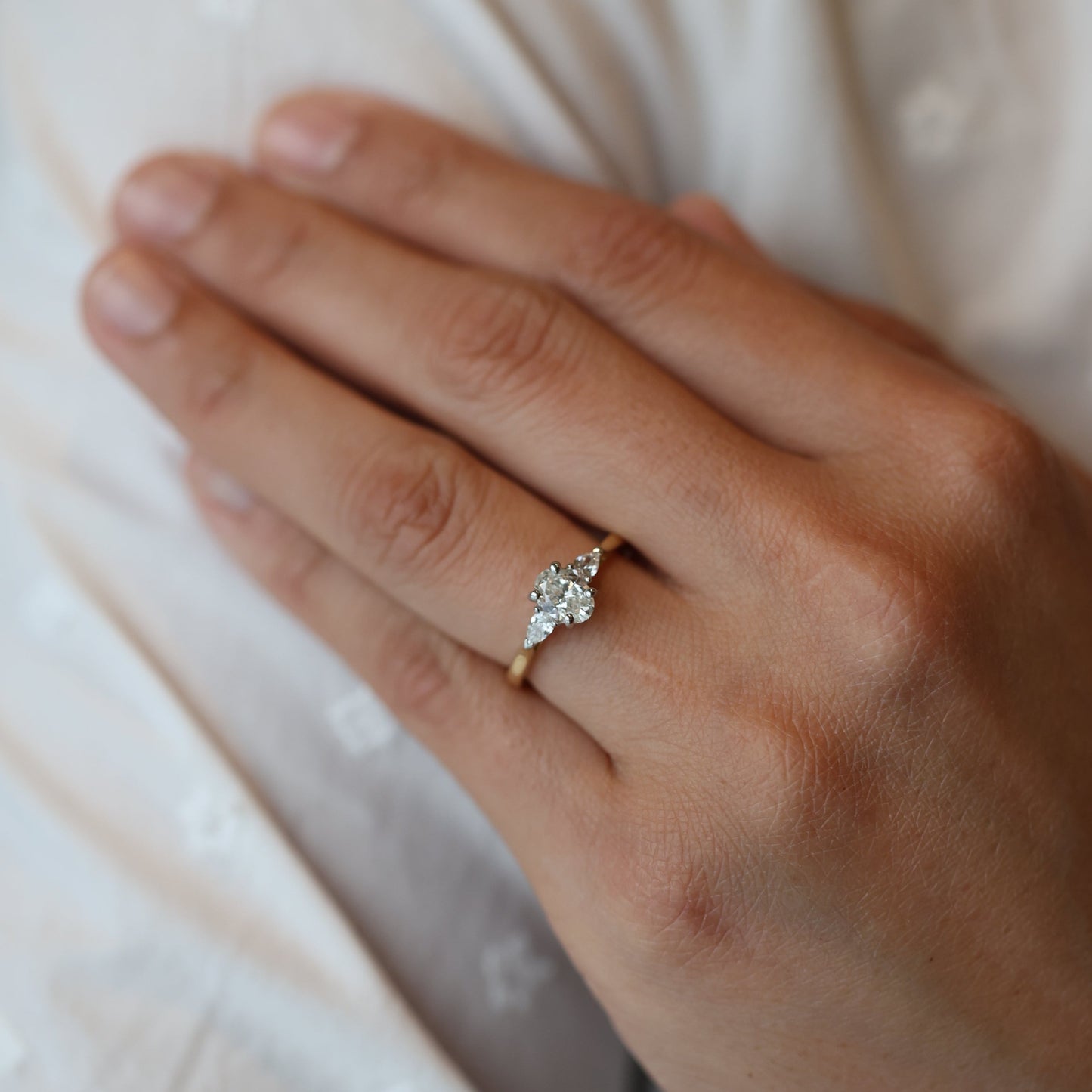 The "Tranquility" with Oval & Pear Shaped Diamonds
