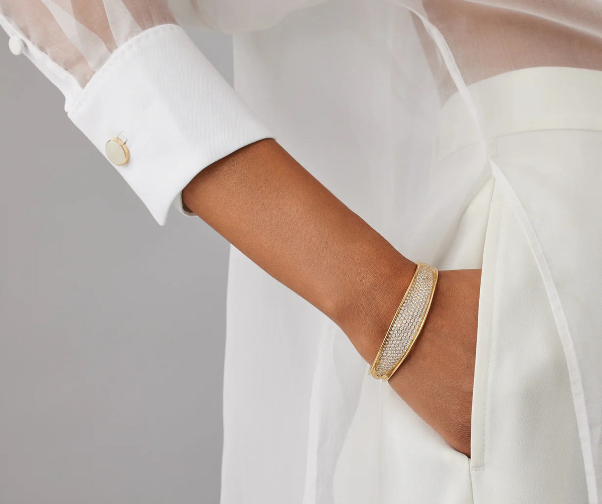 LUNARIA ALTA  18ct yellow gold bangle with diamonds - Appleby Jewellers Dublin