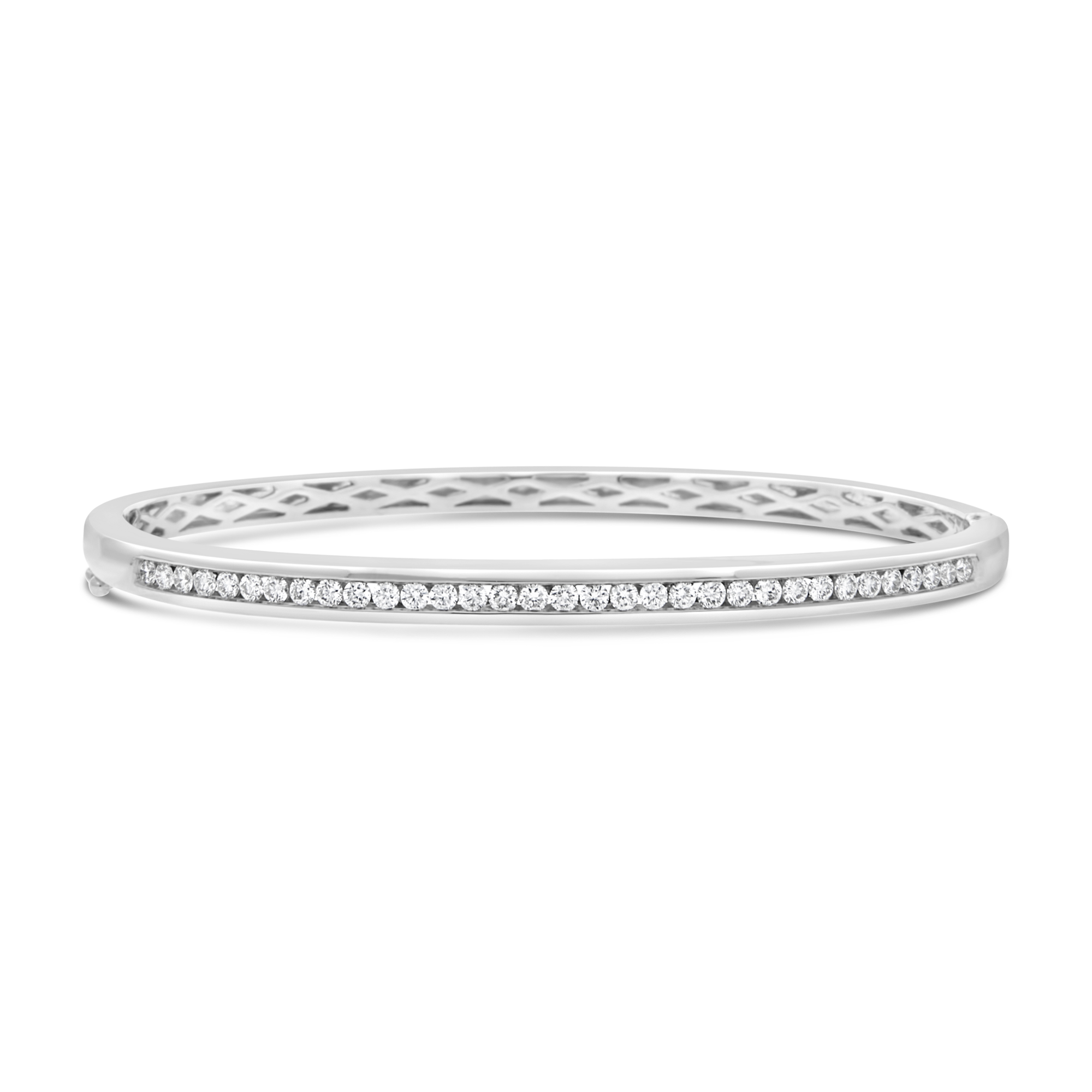 18ct White Gold Bangle