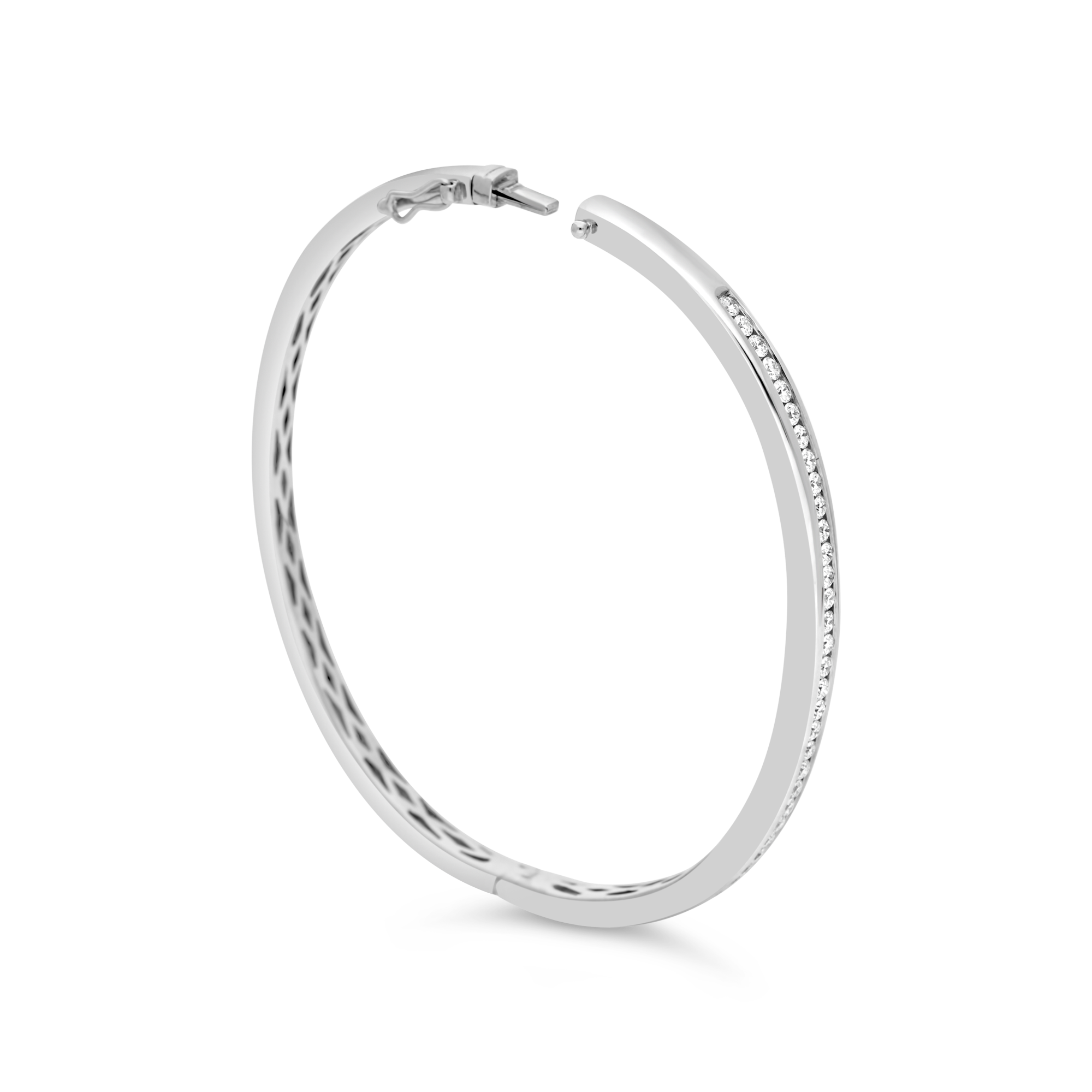 18ct White Gold Bangle