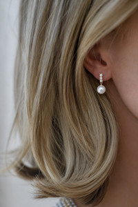 18ct Gold Diamond & Pearl Drop Earrings (0.20ct)