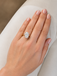 The "J'adore" Oval Engagement Ring (4.55ct)
