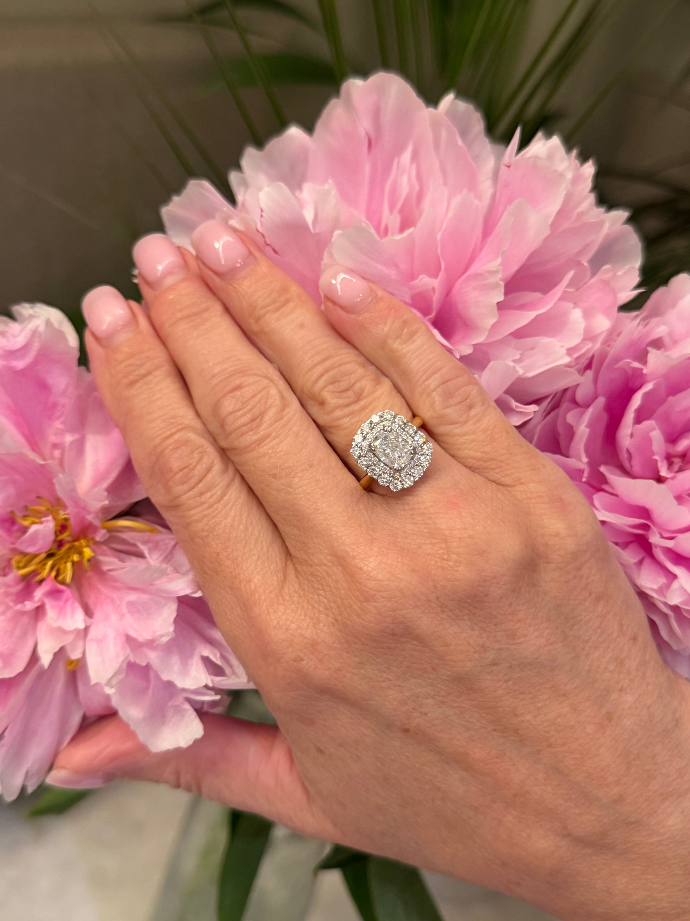 The Bouquet Diamond Ring (2.45ct)