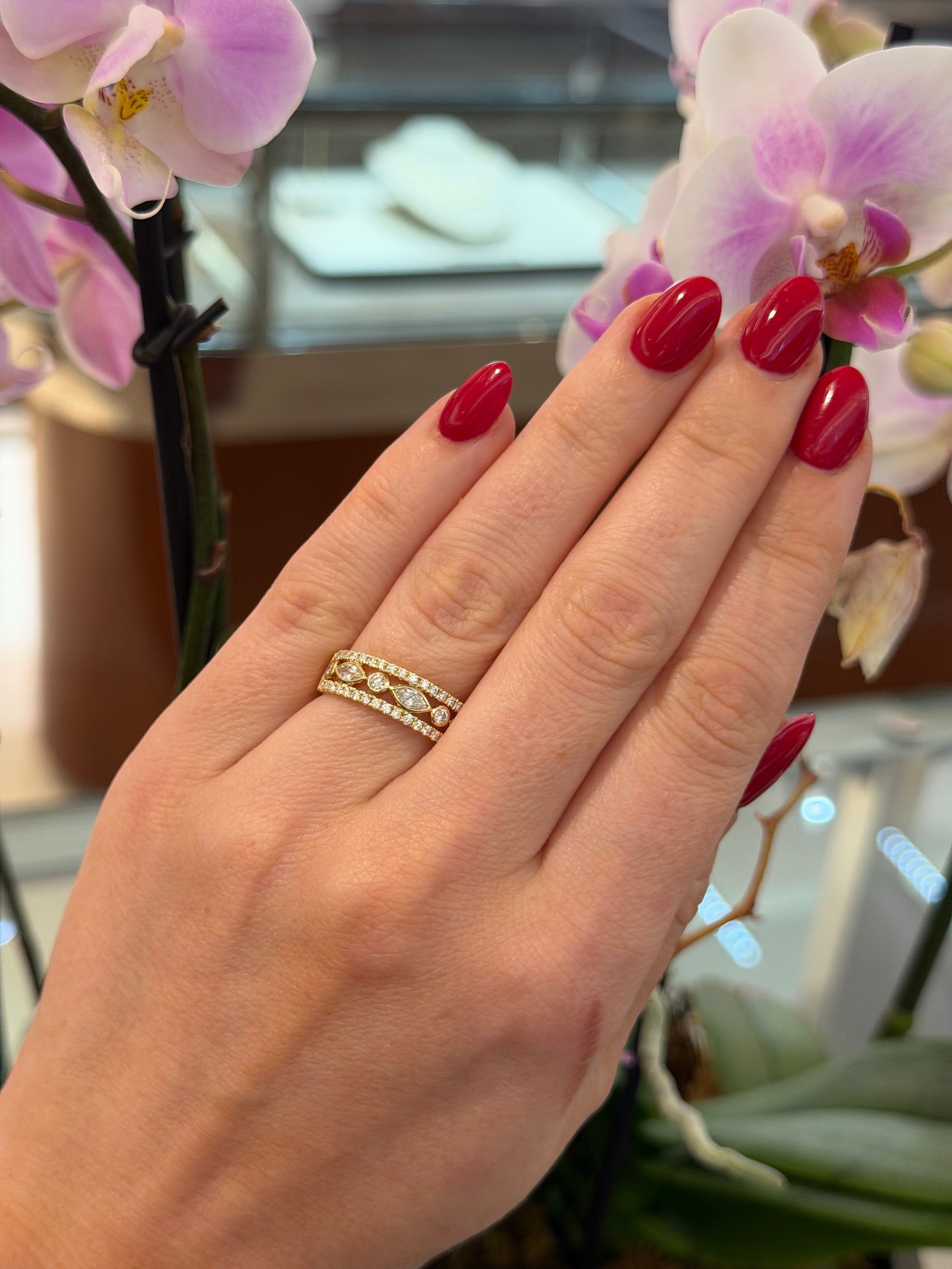 The Marquise Band (Gold)