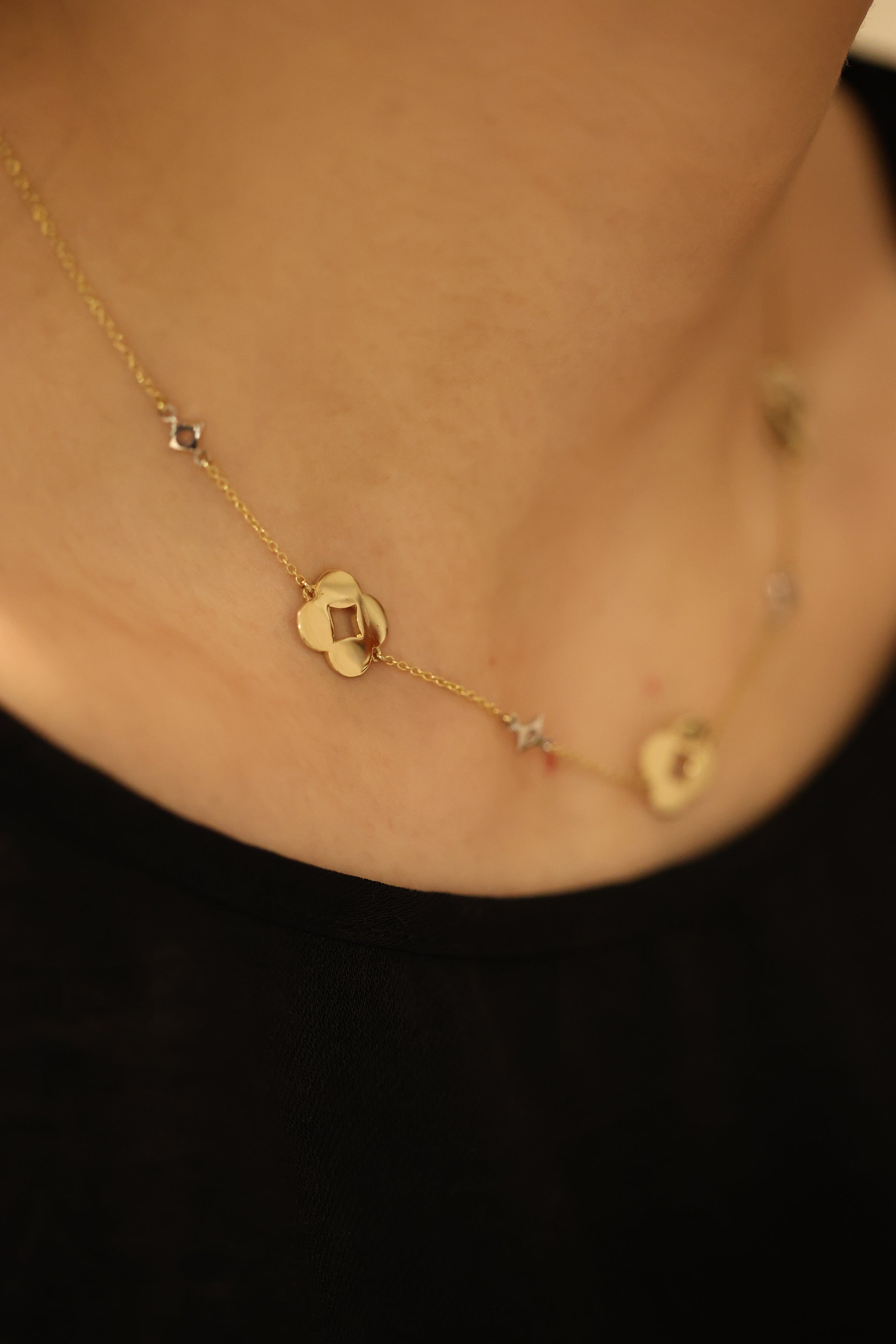 Daisy Chain Necklace