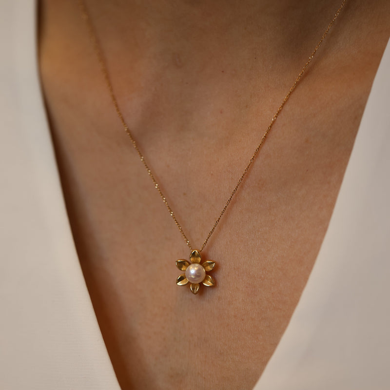 Pearl and Gold Floral Pendant