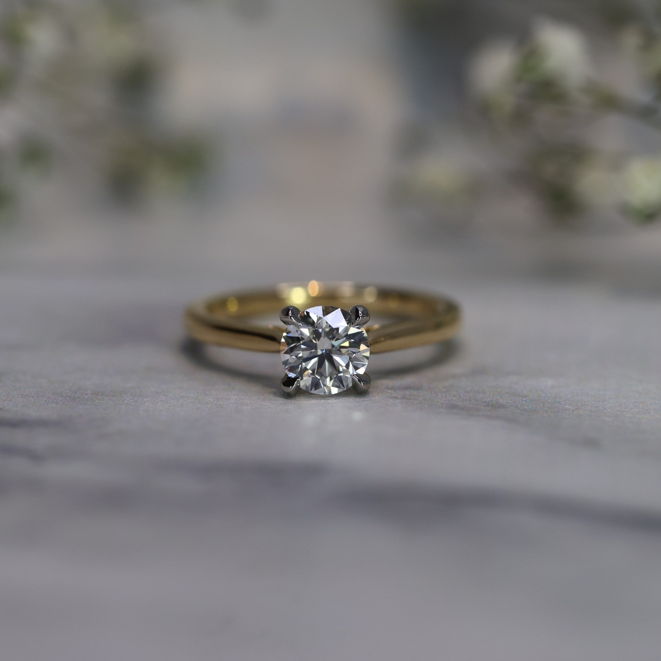 Buy White Gold Round Diamond Engagement Ring Online - Diamonds Factory  Ireland