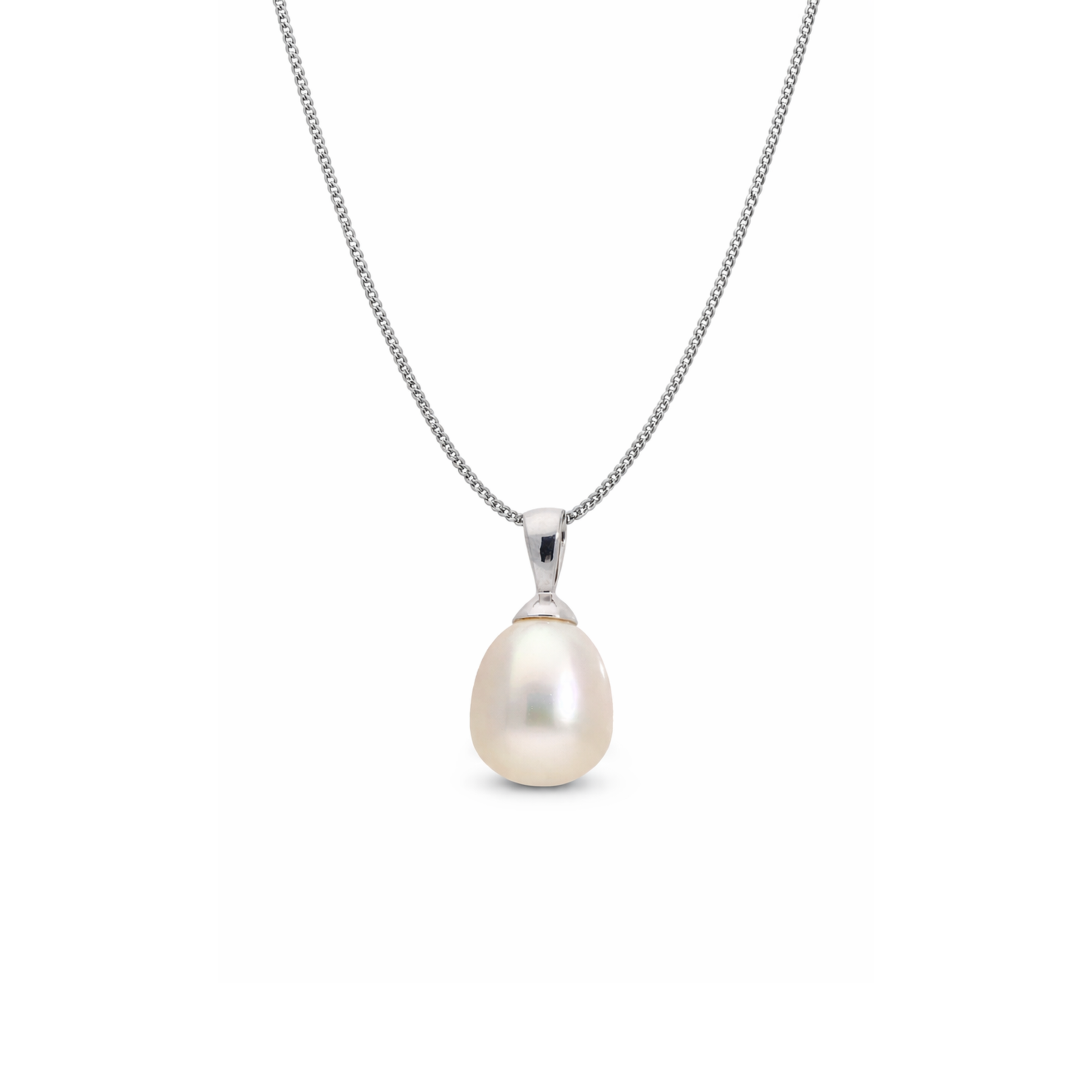Elegant pearl drop pendant necklace by Appleby Jewellers Dublin featuring a luminous pearl on a delicate chain.