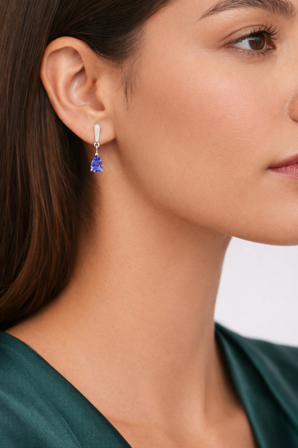 Tanzanite & Diamond Drop Earrings – 18ct White Gold