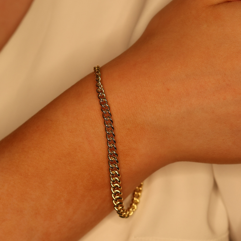 9ct Gold Curb Bracelet