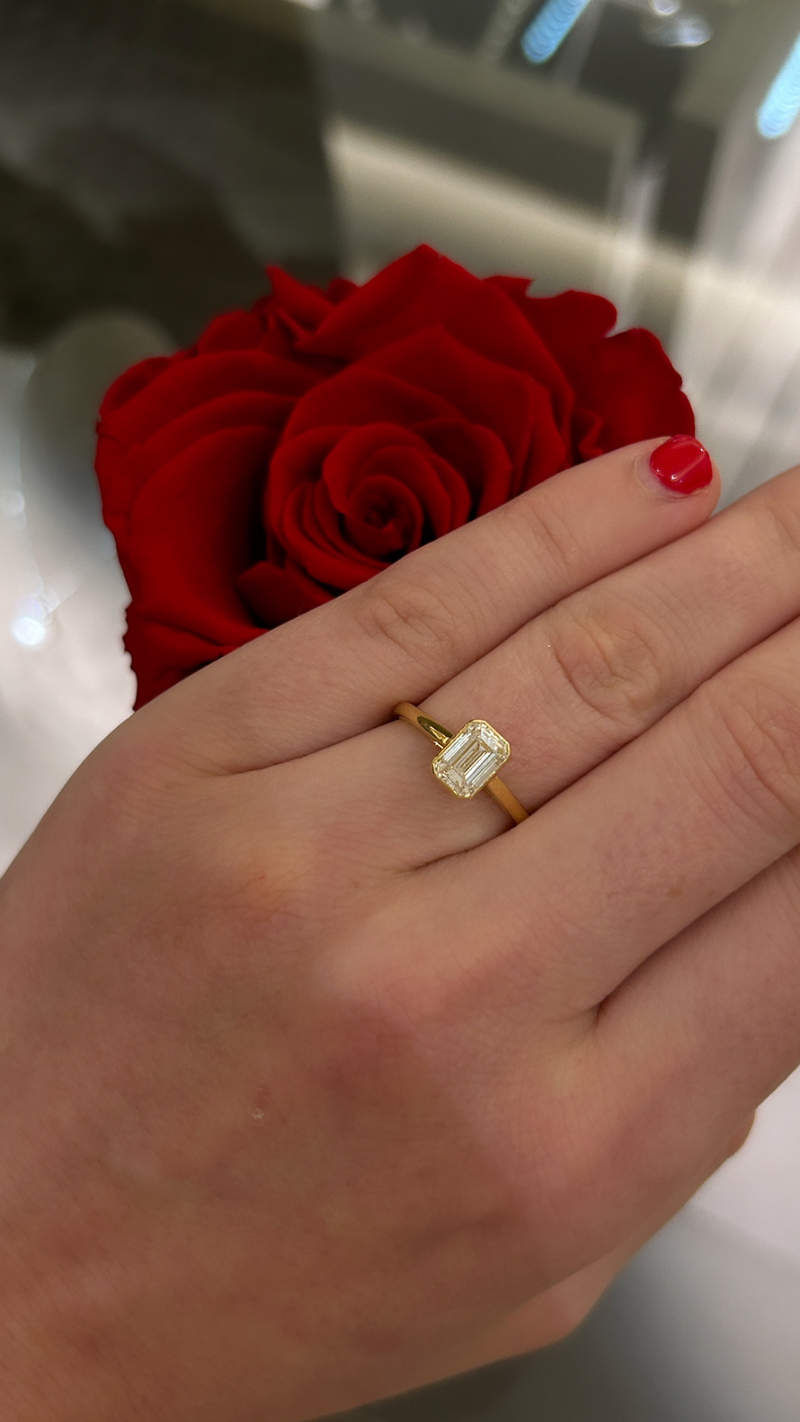 1ct Emerald Cut Bezel Ring - Appleby Jewellers Dublin