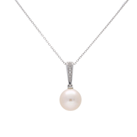 18ct Pearl & Diamond Drop Pendant