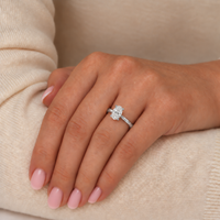 The "J'adore" Oval Engagement Ring (1.00ct)