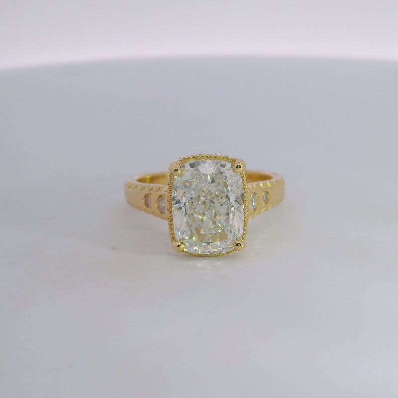 The Aurelia Ring