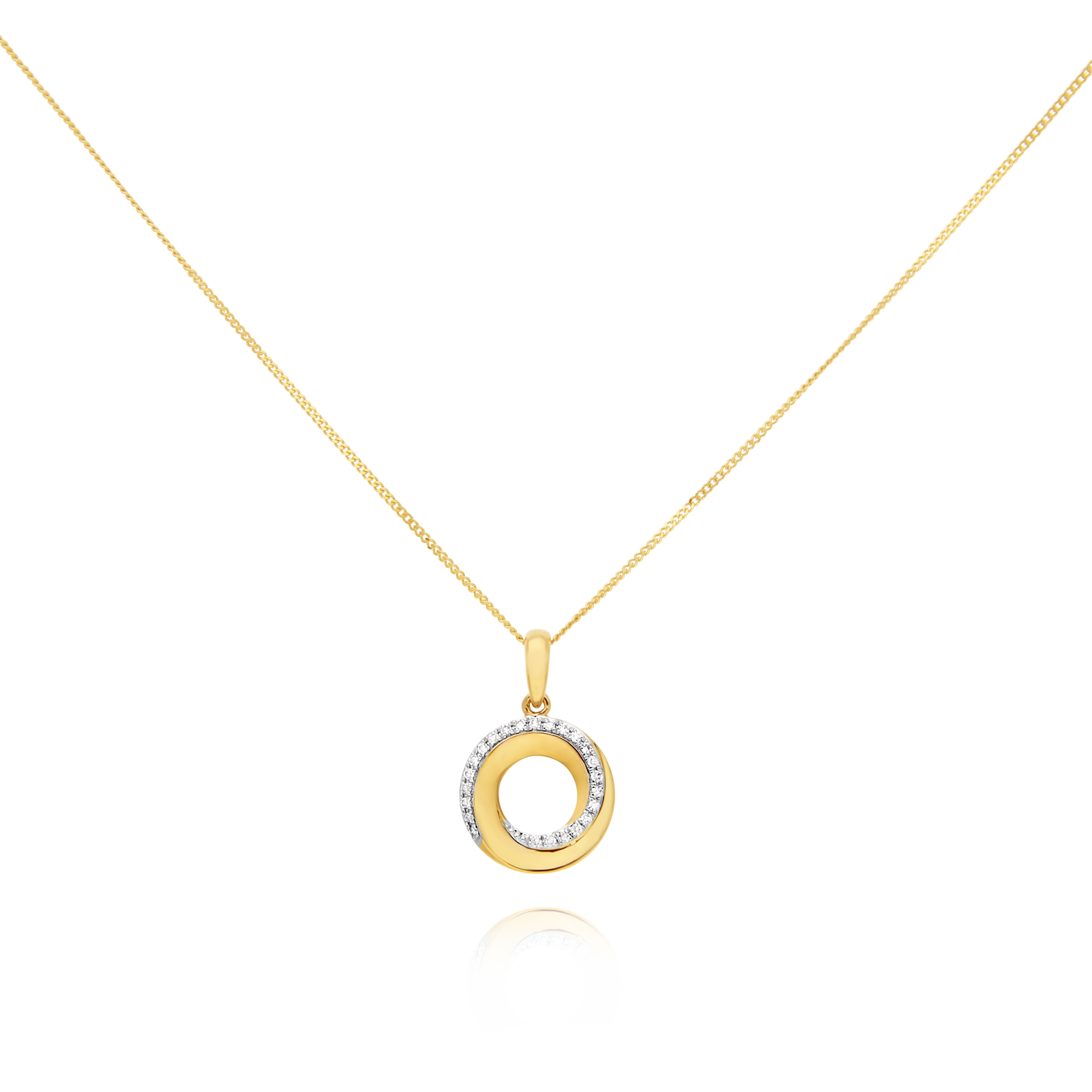 Yellow gold 2025 circle pendant necklace